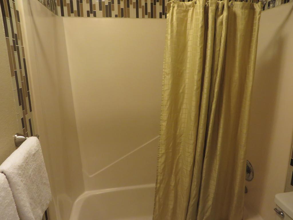 Riverside Suites North Mankato Екстер'єр фото