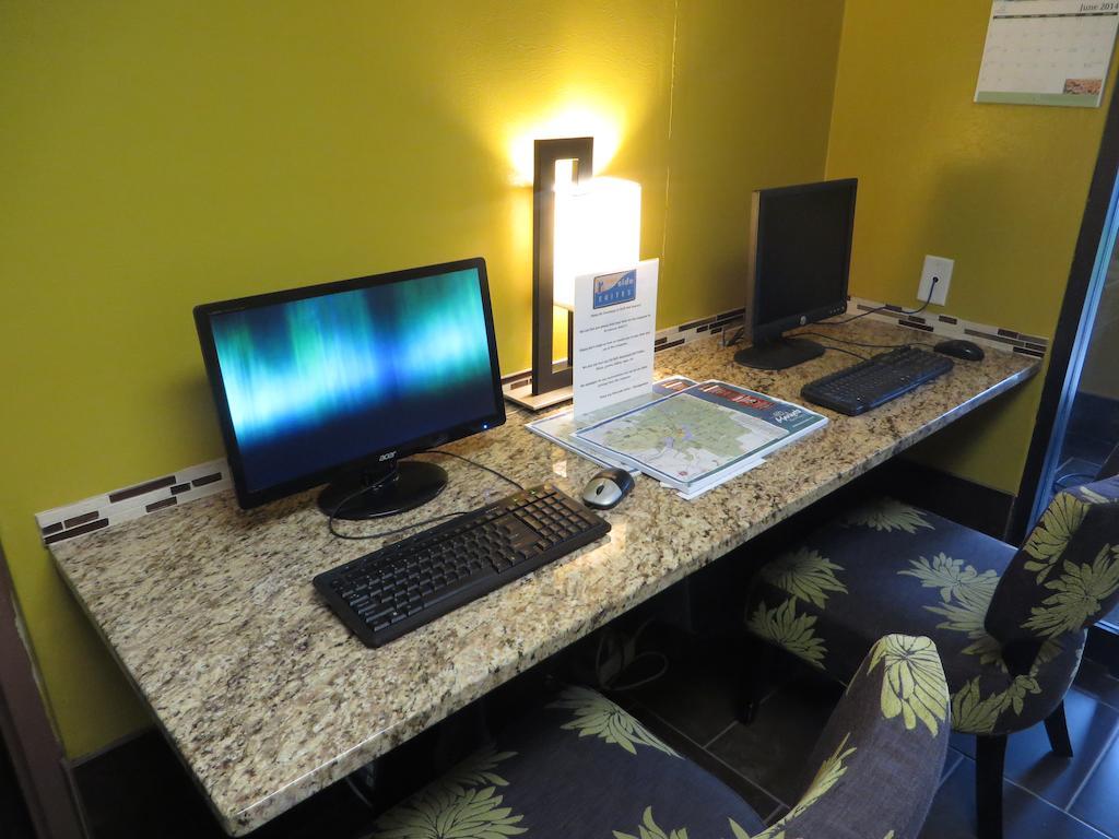 Riverside Suites North Mankato Екстер'єр фото